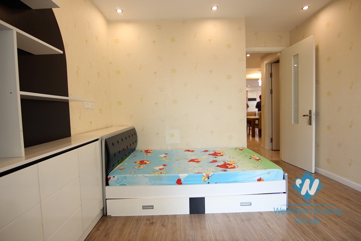 Nice 3 bedrooms apartment for rent in Tay Ho, Hanoi